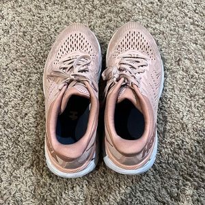 Womens Hoka - Clifton 7